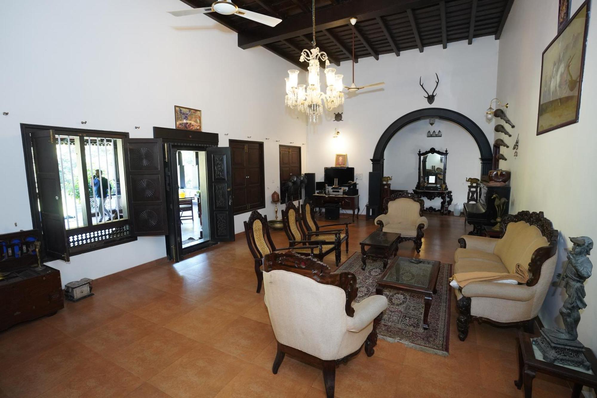 Highland Estate Hotel Саклешпур Екстериор снимка
